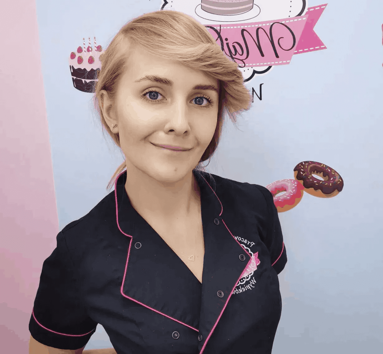 Instruktorka Akademii MajCake